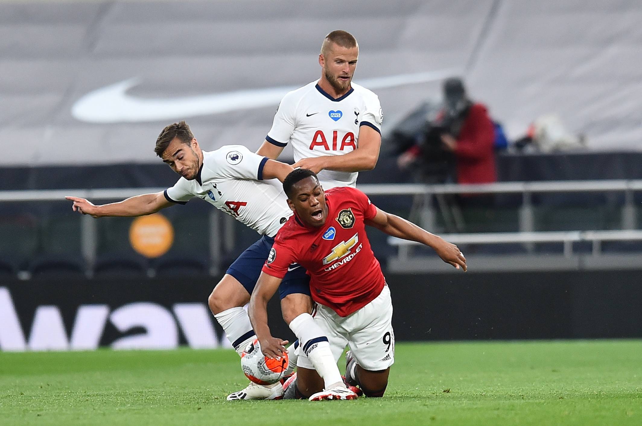 顶稍作调整 顶稍作调整